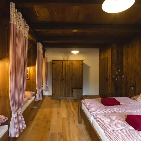 Country house Selske Staveni Melchior Haeusler Sonov